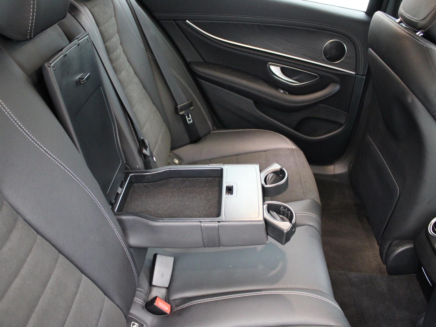 Used Mercedes-Benz E Class 2019 for sale - 76564789: Photo 14