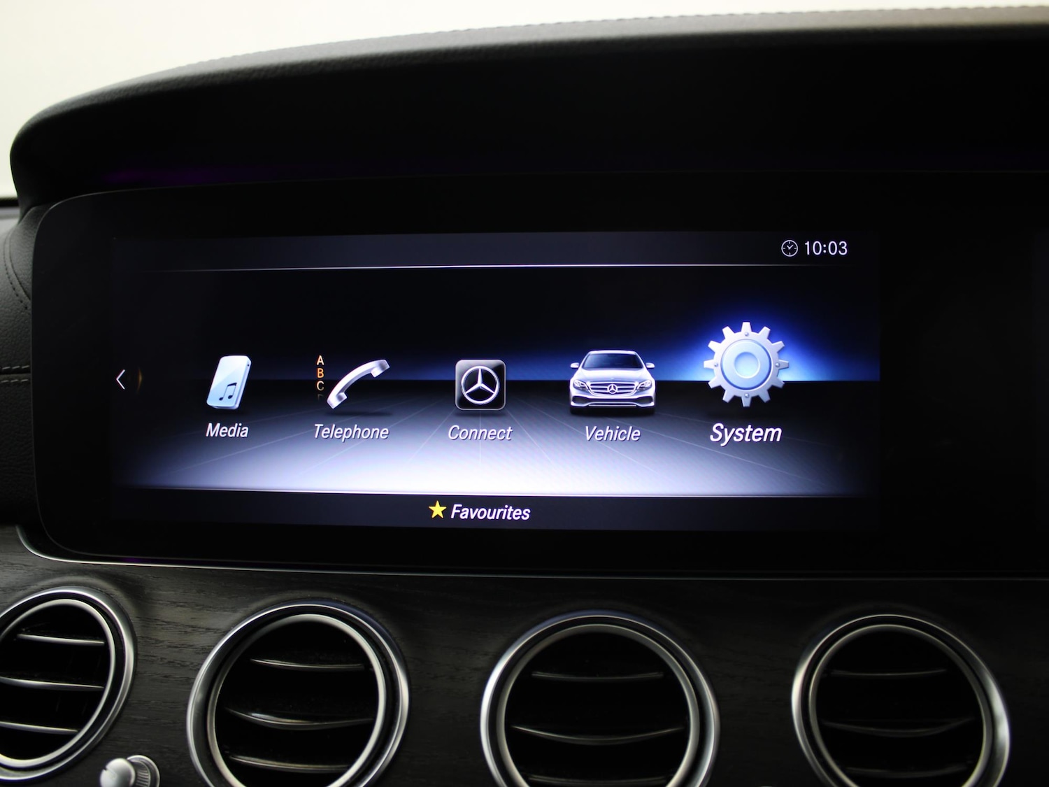 Used Mercedes-Benz E Class 2019 for sale - 76564789: Photo 20