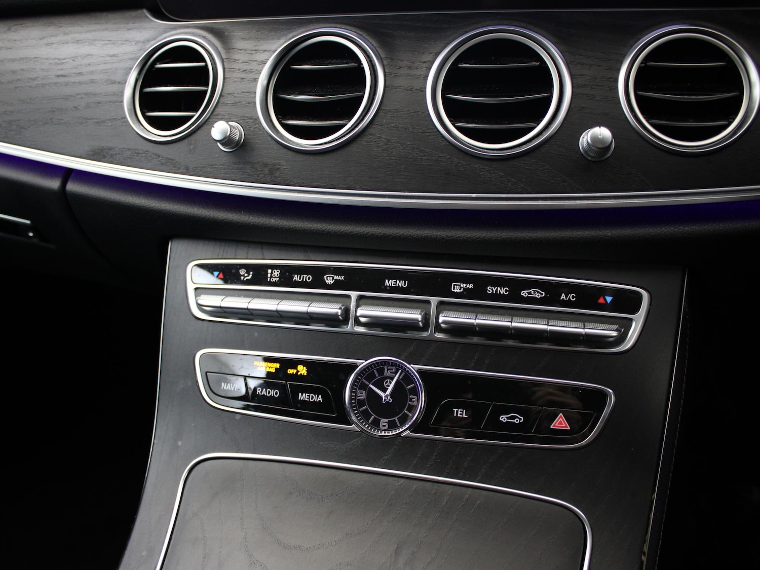 Used Mercedes-Benz E Class 2019 for sale - 76564789: Photo 29