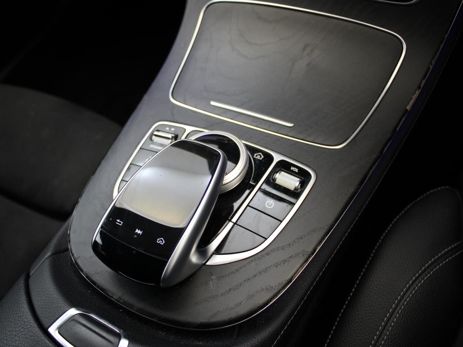 Used Mercedes-Benz E Class 2019 for sale - 76564789: Photo 30