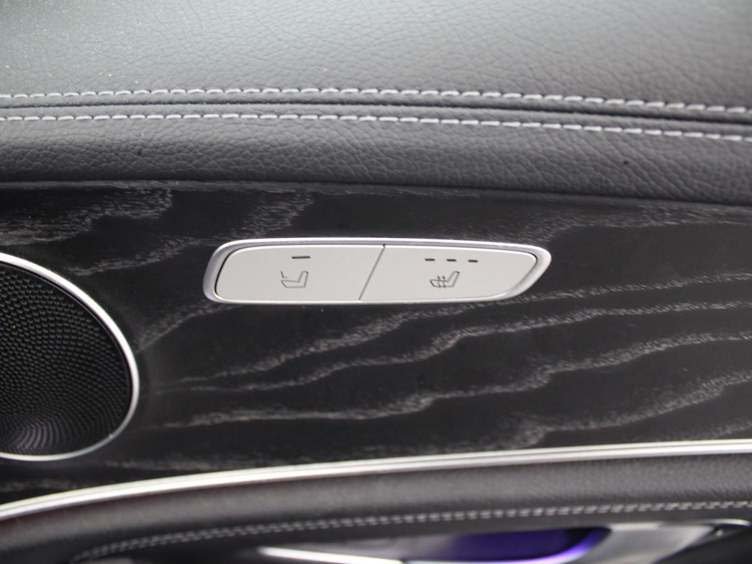 Used Mercedes-Benz E Class 2019 for sale - 76564789: Photo 40