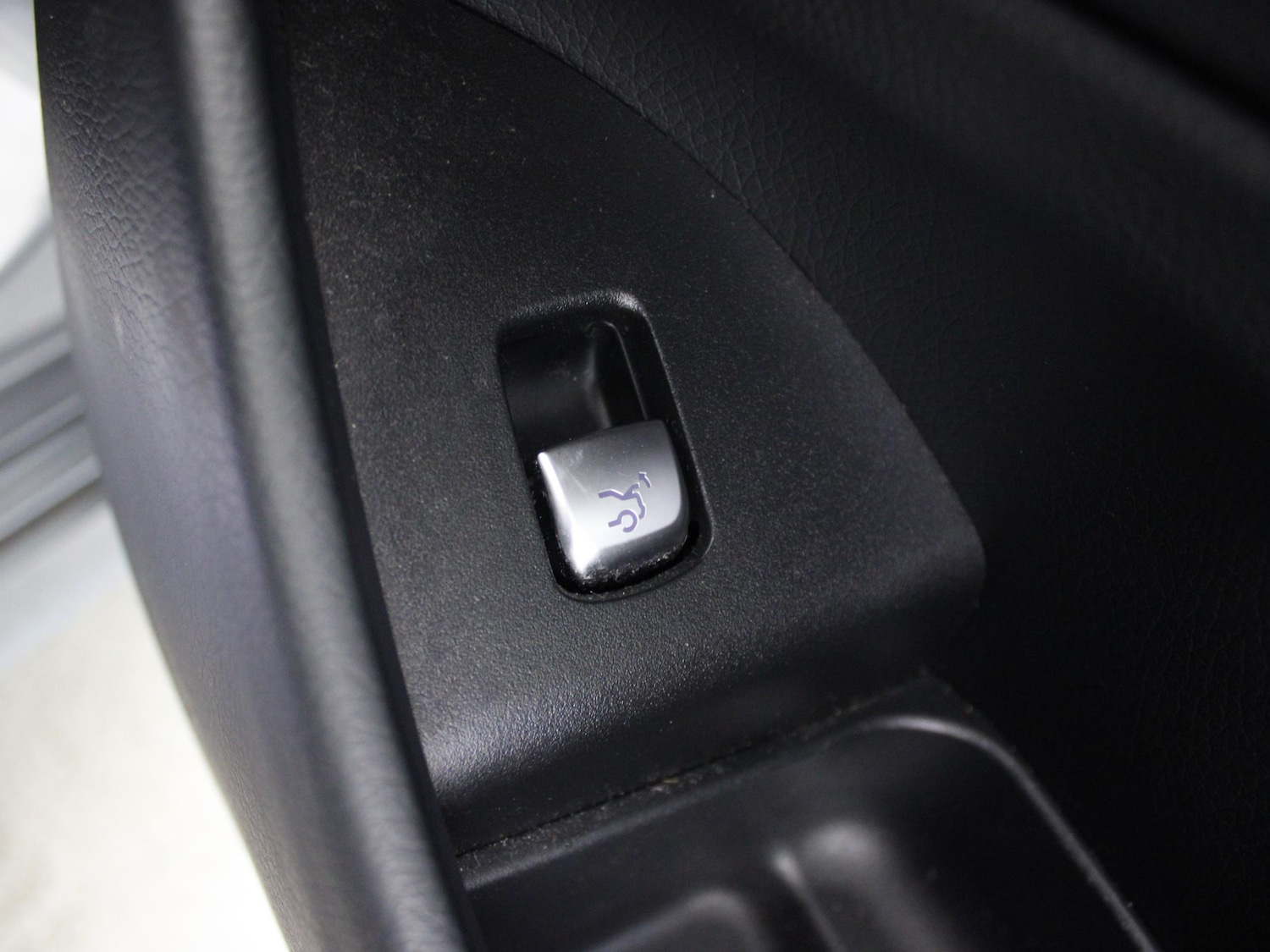 Used Mercedes-Benz E Class 2019 for sale - 76564789: Photo 42