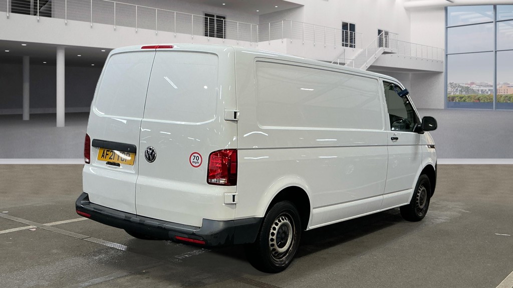 Used Volkswagen Transporter 2021 for sale - 77158924: Photo 2