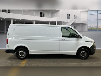 Used Volkswagen Transporter 2021 for sale - 77158924: Photo