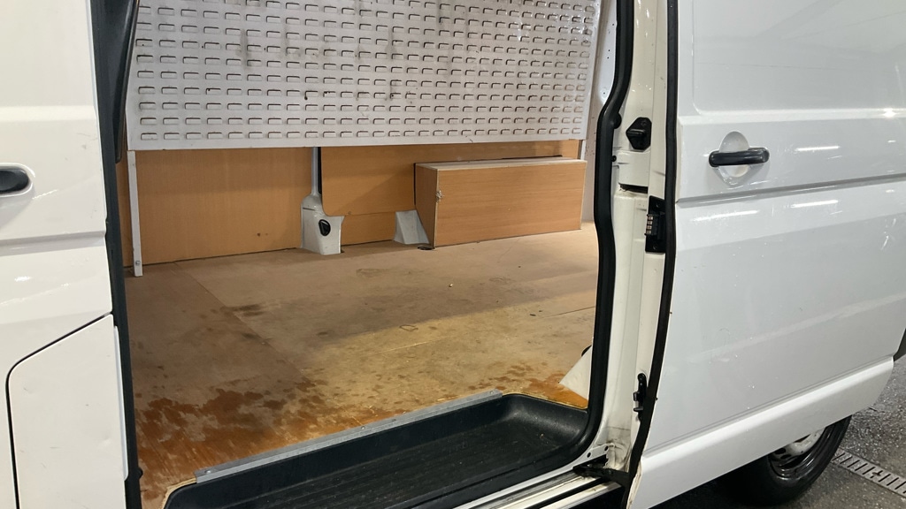 Used Volkswagen Transporter 2021 for sale - 77158924: Photo 5