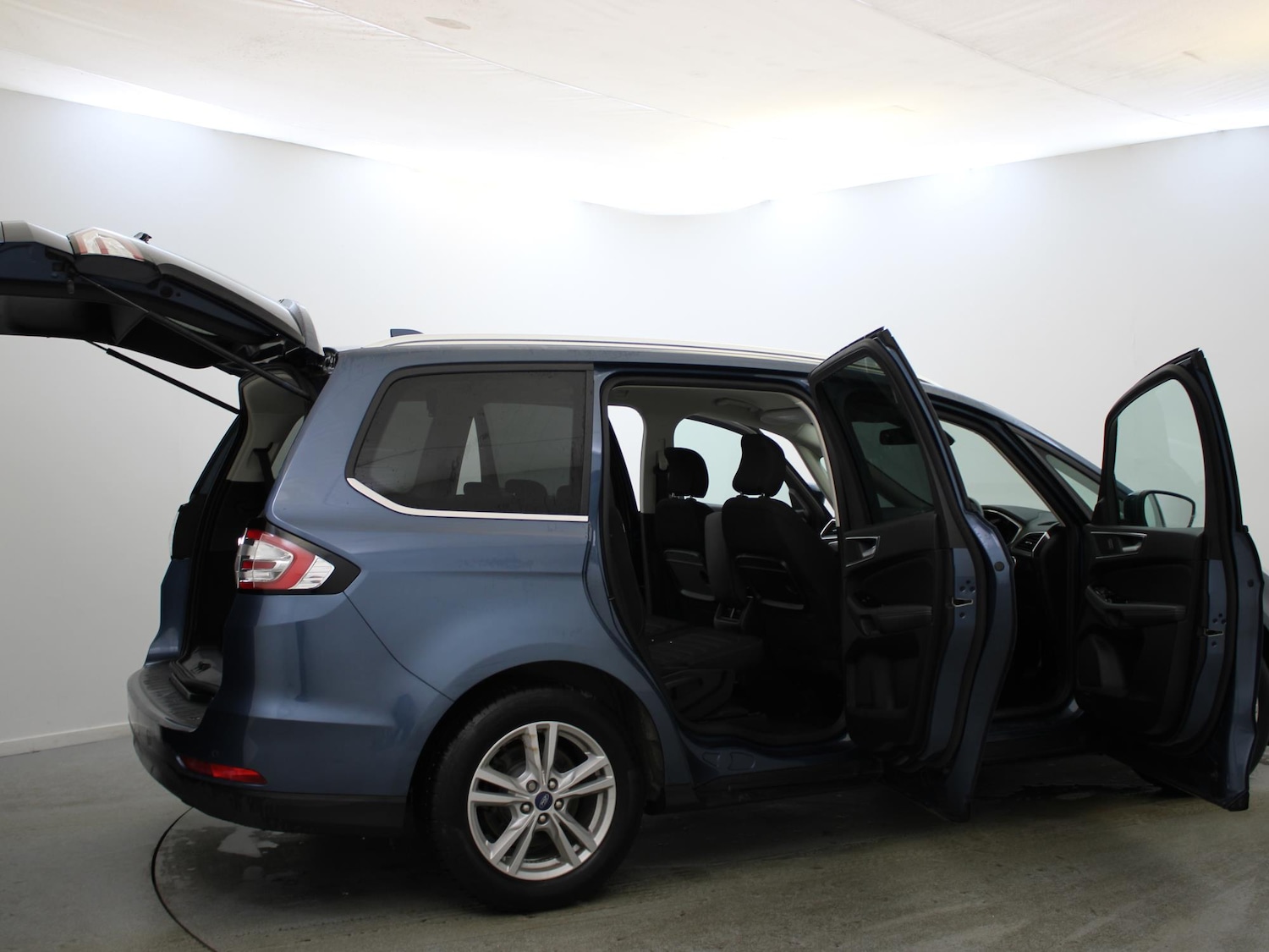 Used Ford Galaxy 2021 for sale - 77535244: Photo 33