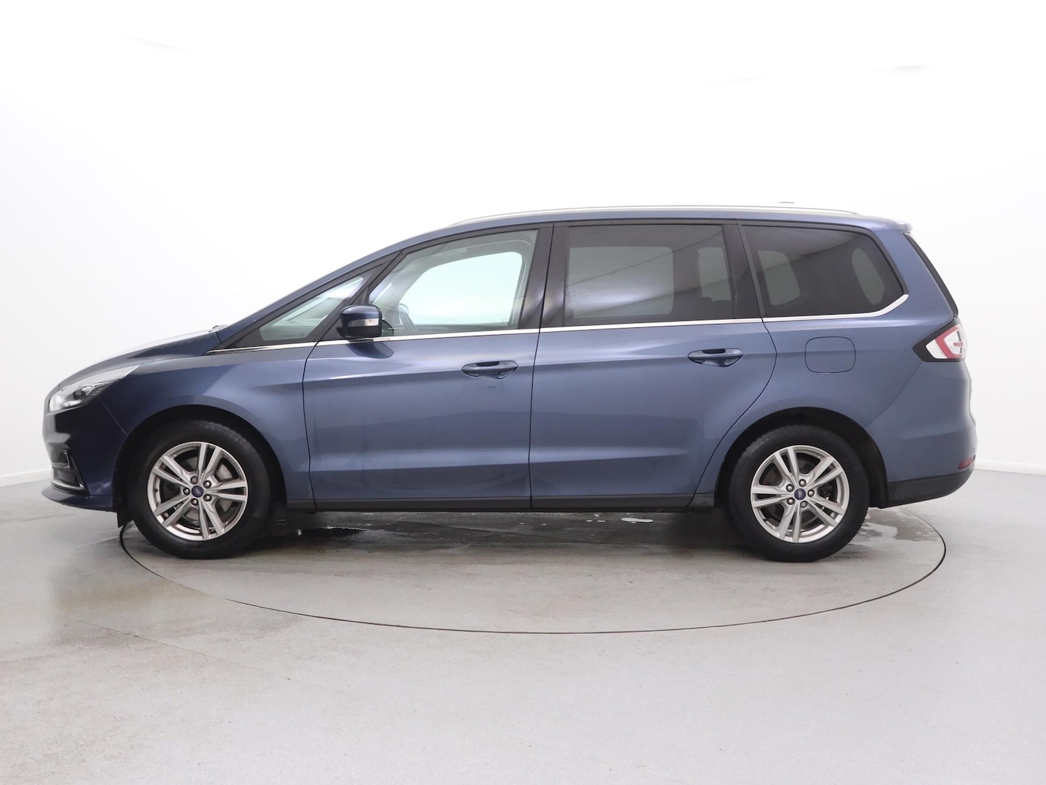 Used Ford Galaxy 2021 for sale - 77535244: Photo 4