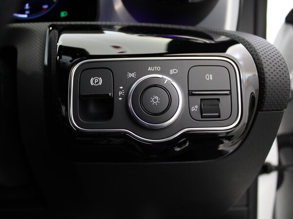 Used Mercedes-Benz CLA 2022 for sale - 75215870: Photo 38