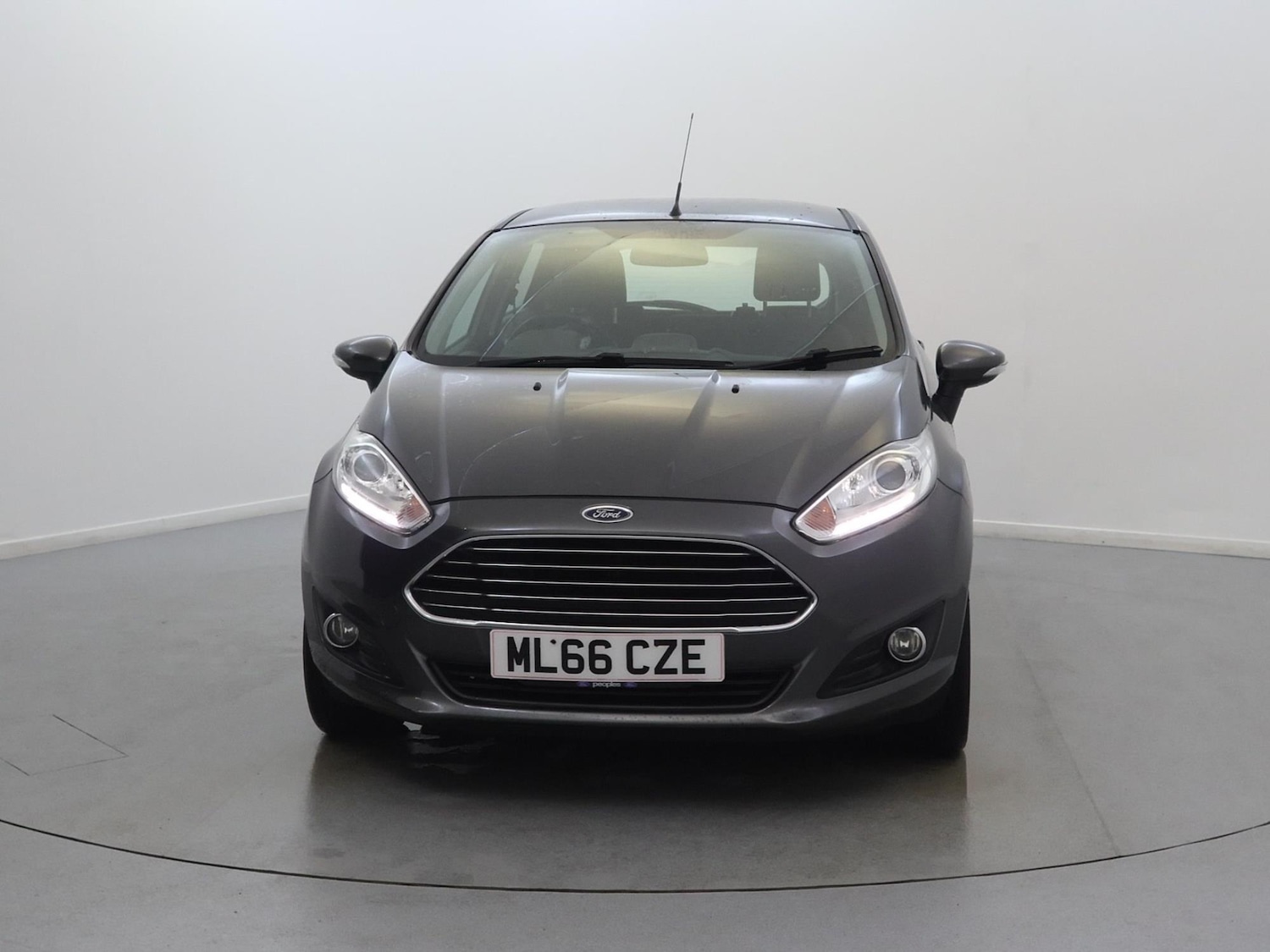 Used Ford Fiesta 2016 for sale - 76564750: Photo 2