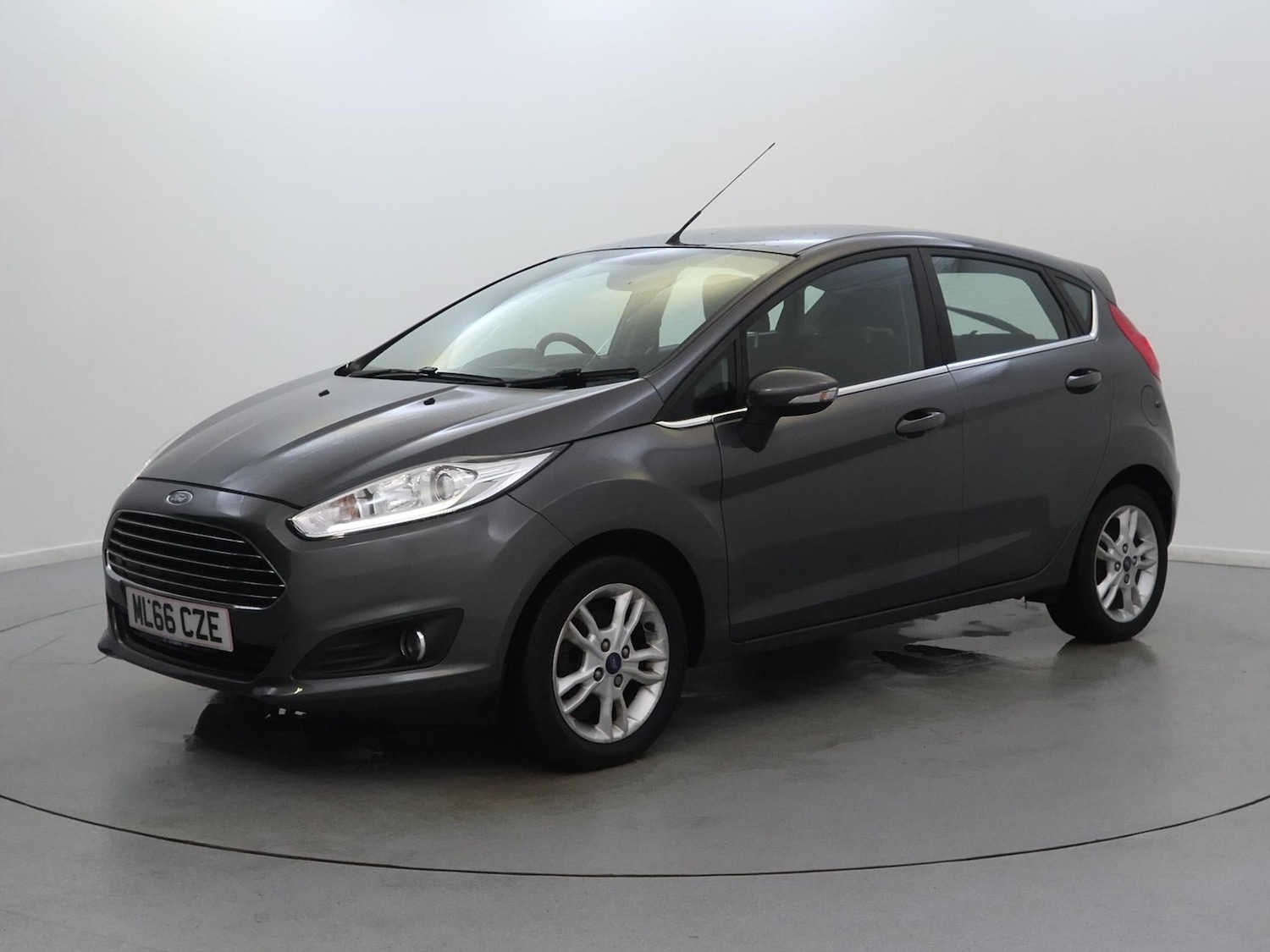 Used Ford Fiesta 2016 for sale - 76564750: Photo 3