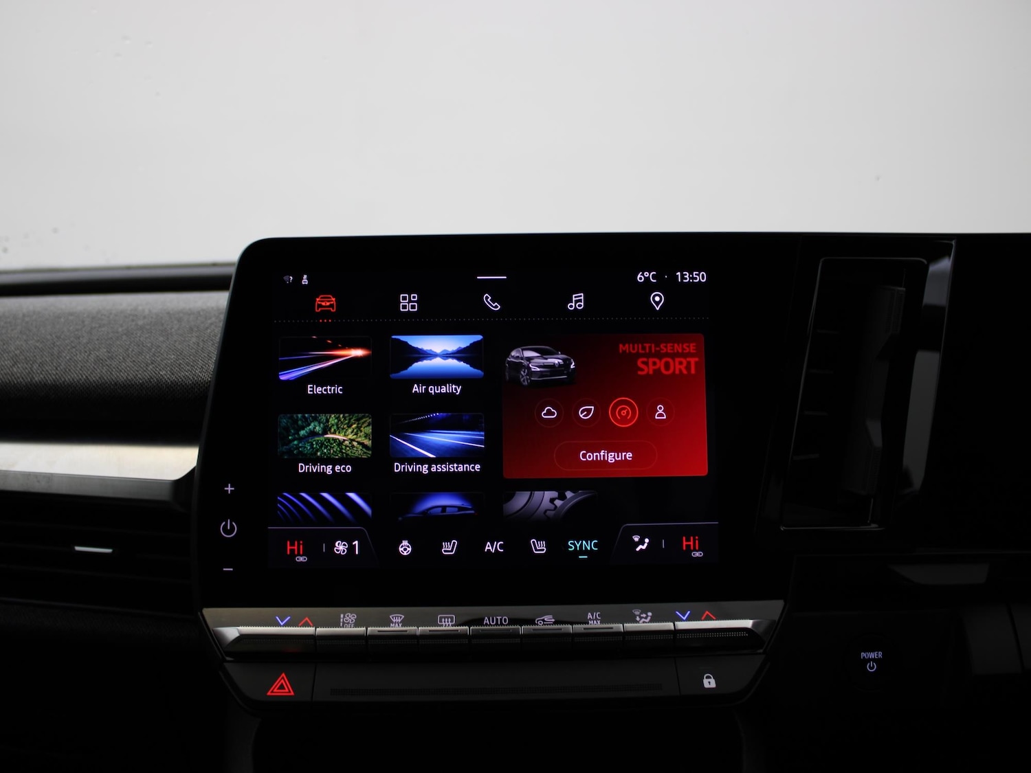 Used Renault Megane E Tech 2024 for sale - 76789574: Photo 25