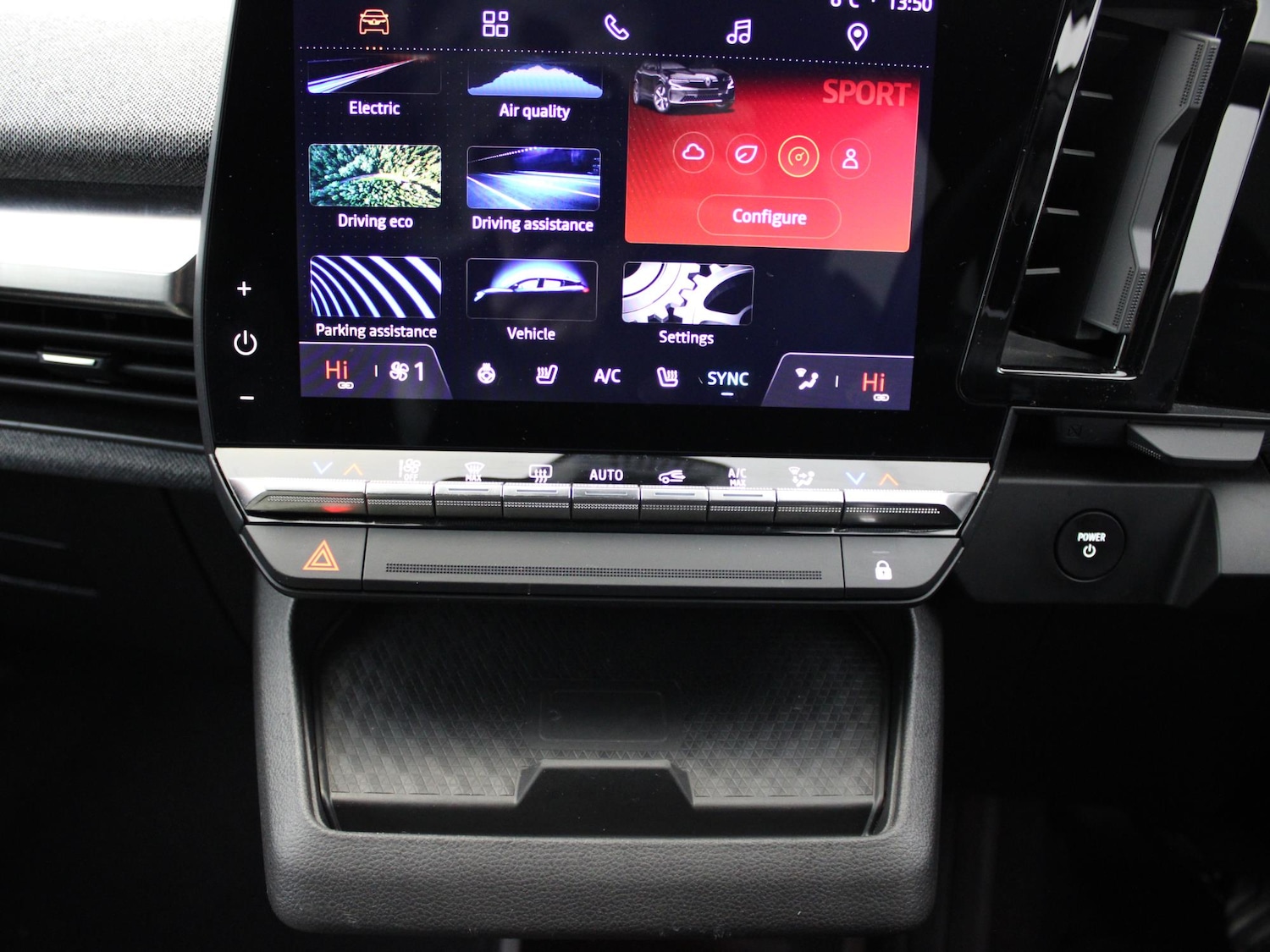 Used Renault Megane E Tech 2024 for sale - 76789574: Photo 26