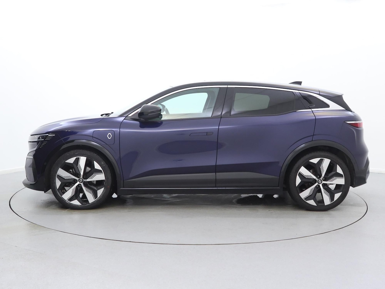 Used Renault Megane E Tech 2024 for sale - 76789574: Photo 4