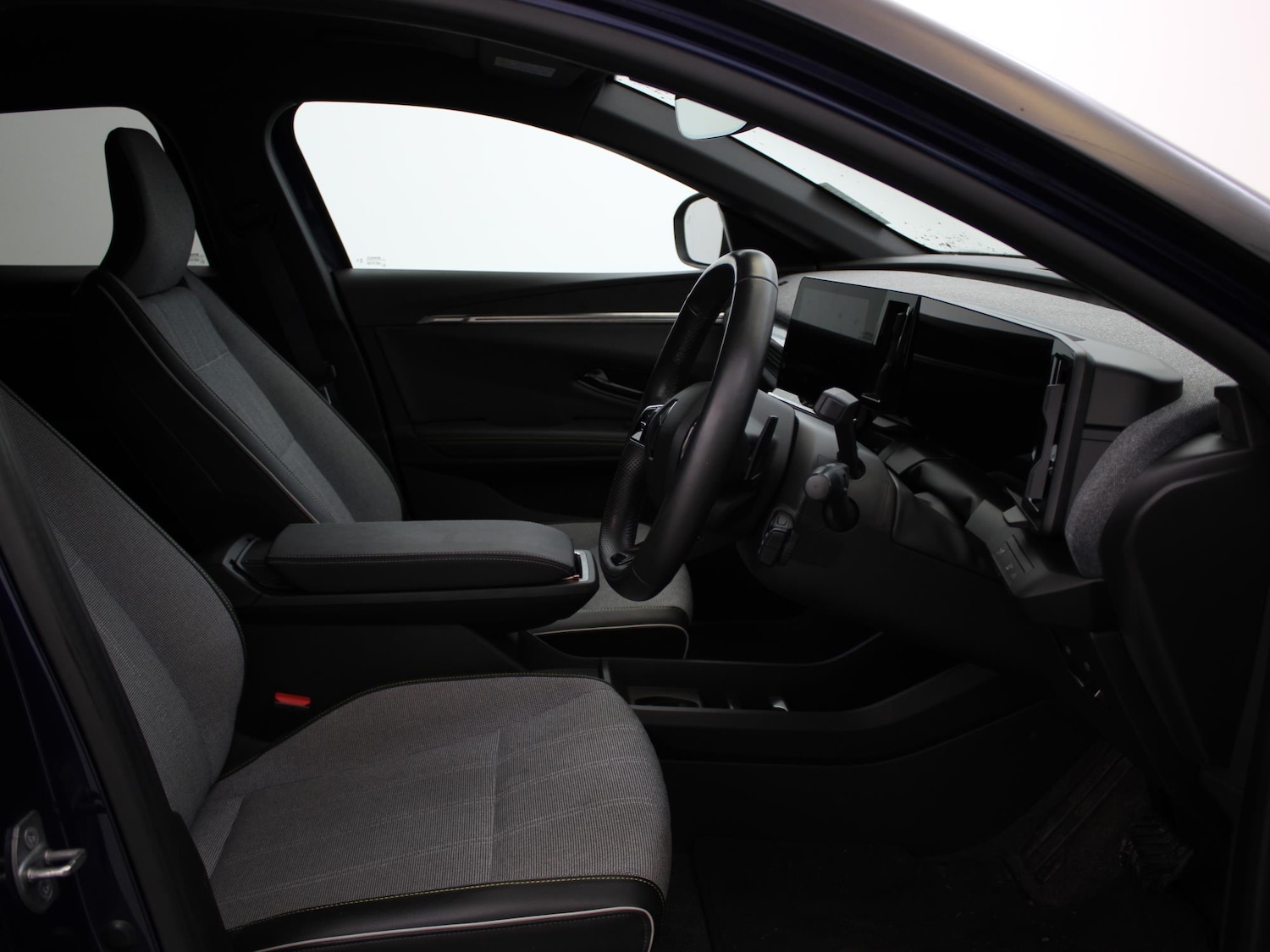 Used Renault Megane E Tech 2024 for sale - 76789574: Photo 9