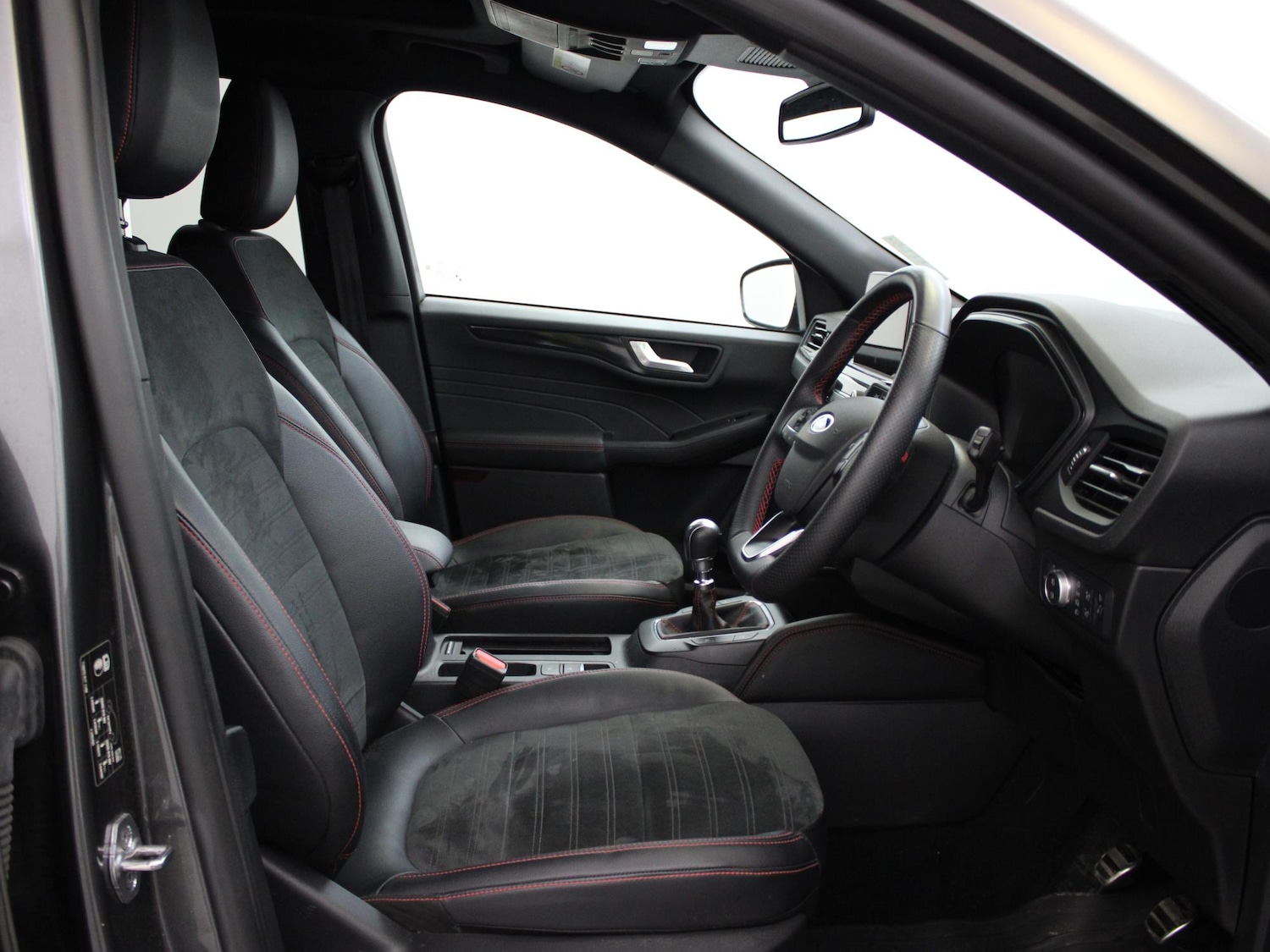 Used Ford Kuga 2022 for sale - 76390838: Photo 9