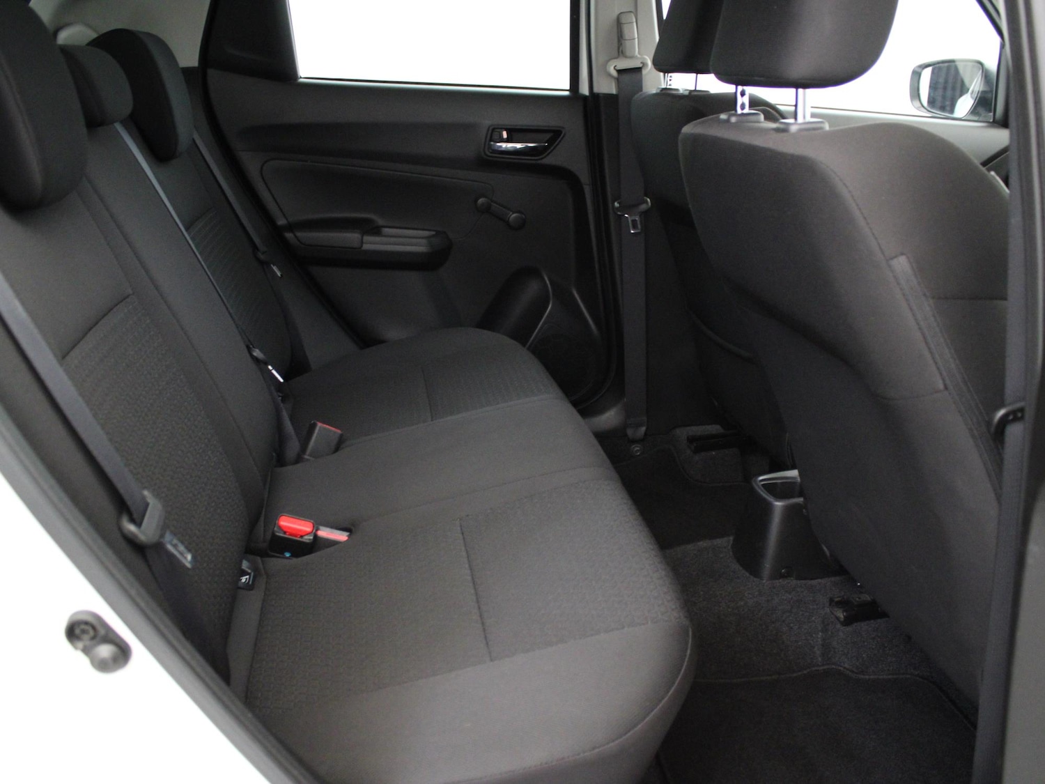 Used Suzuki Swift 2020 for sale - 76047404: Photo 12
