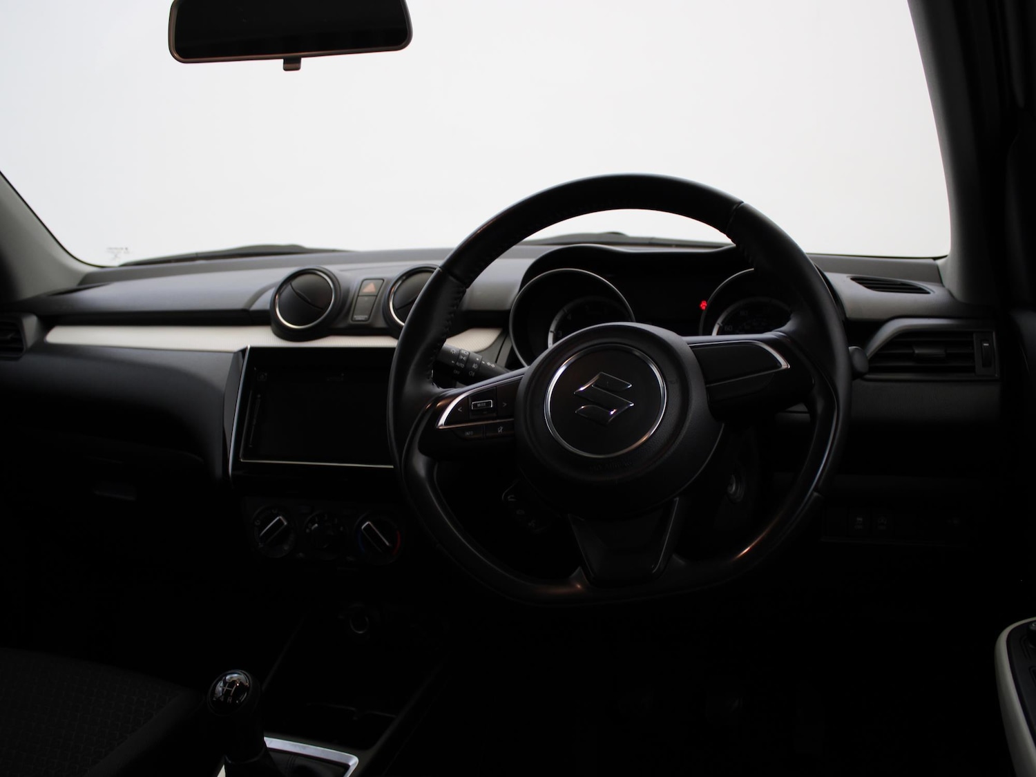 Used Suzuki Swift 2020 for sale - 76047404: Photo 14