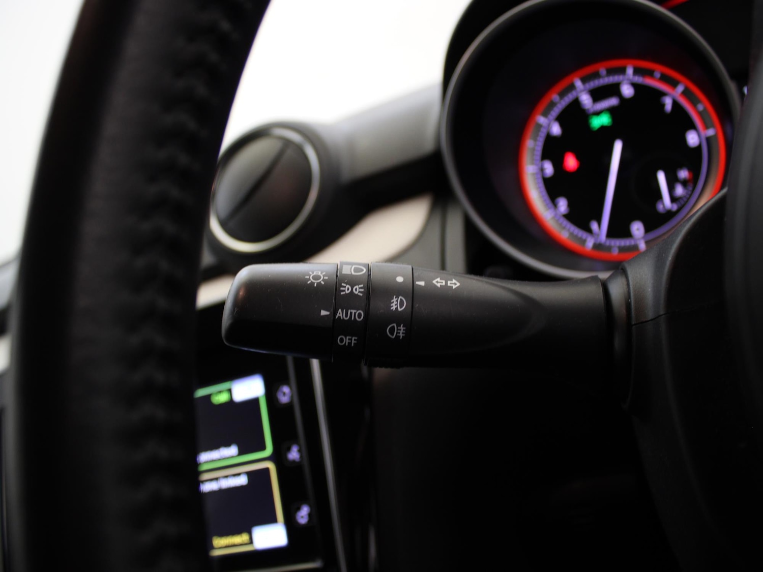 Used Suzuki Swift 2020 for sale - 76047404: Photo 29
