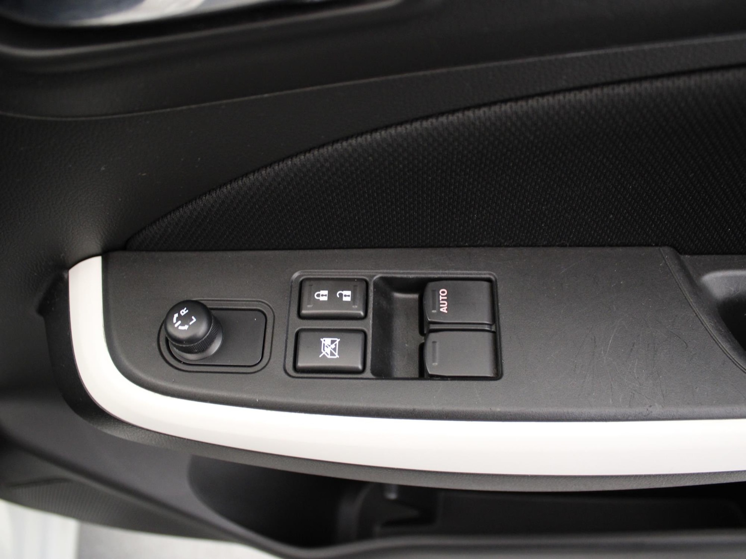 Used Suzuki Swift 2020 for sale - 76047404: Photo 33
