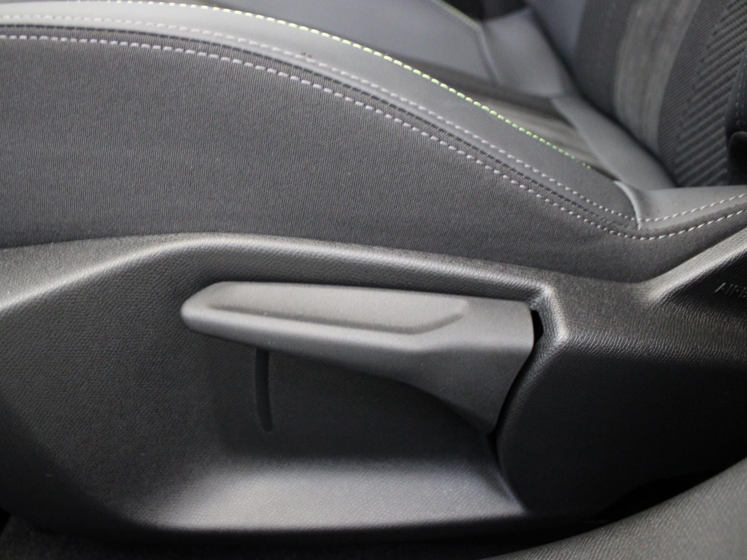 Used Peugeot 408 2024 for sale - 76047356: Photo 12