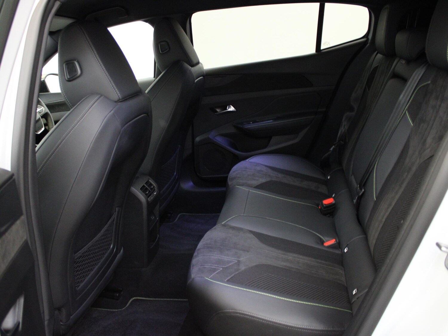 Used Peugeot 408 2024 for sale - 76047356: Photo 13