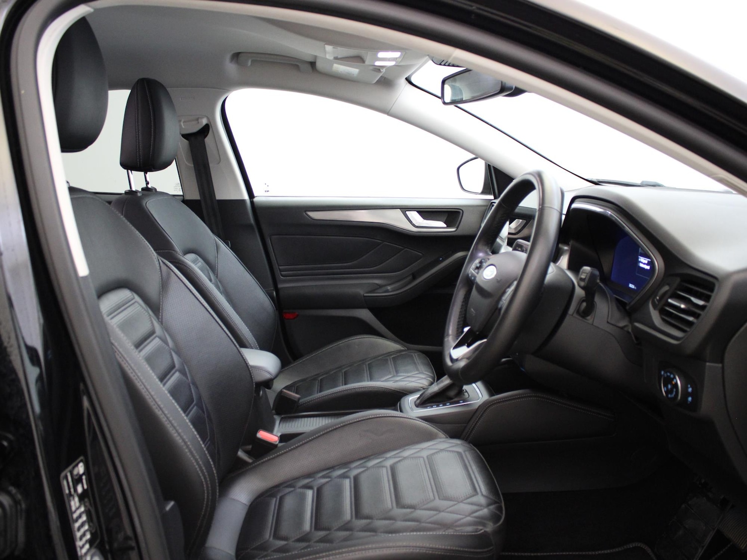 Used Ford Focus 2023 for sale - 76553595: Photo 9