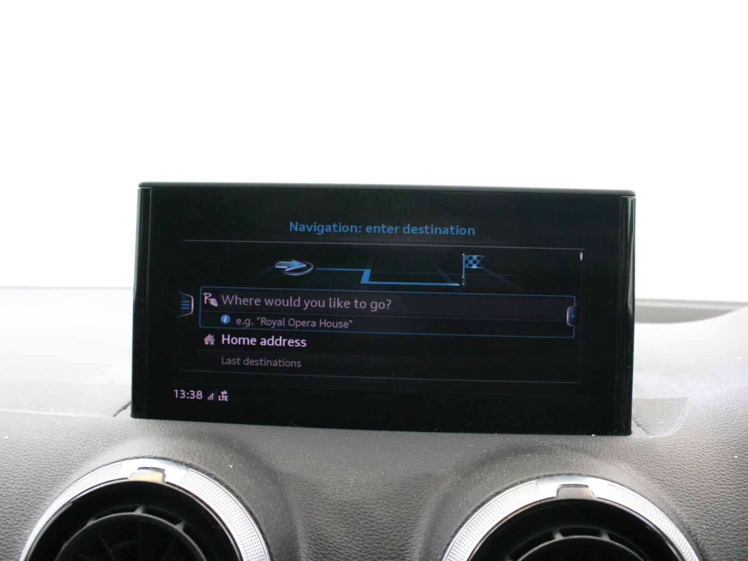 Used Audi Q2 2021 for sale - 76587940: Photo 15