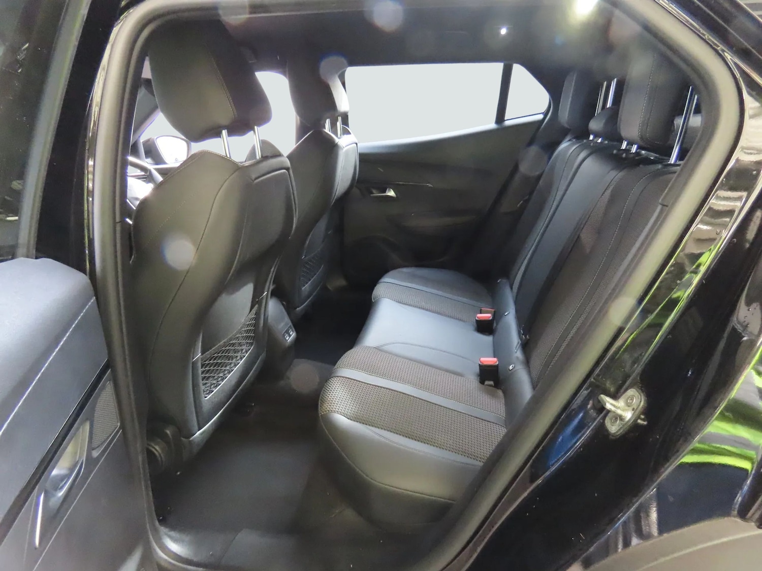 Used Peugeot 2008 2022 for sale - 77943878: Photo 6