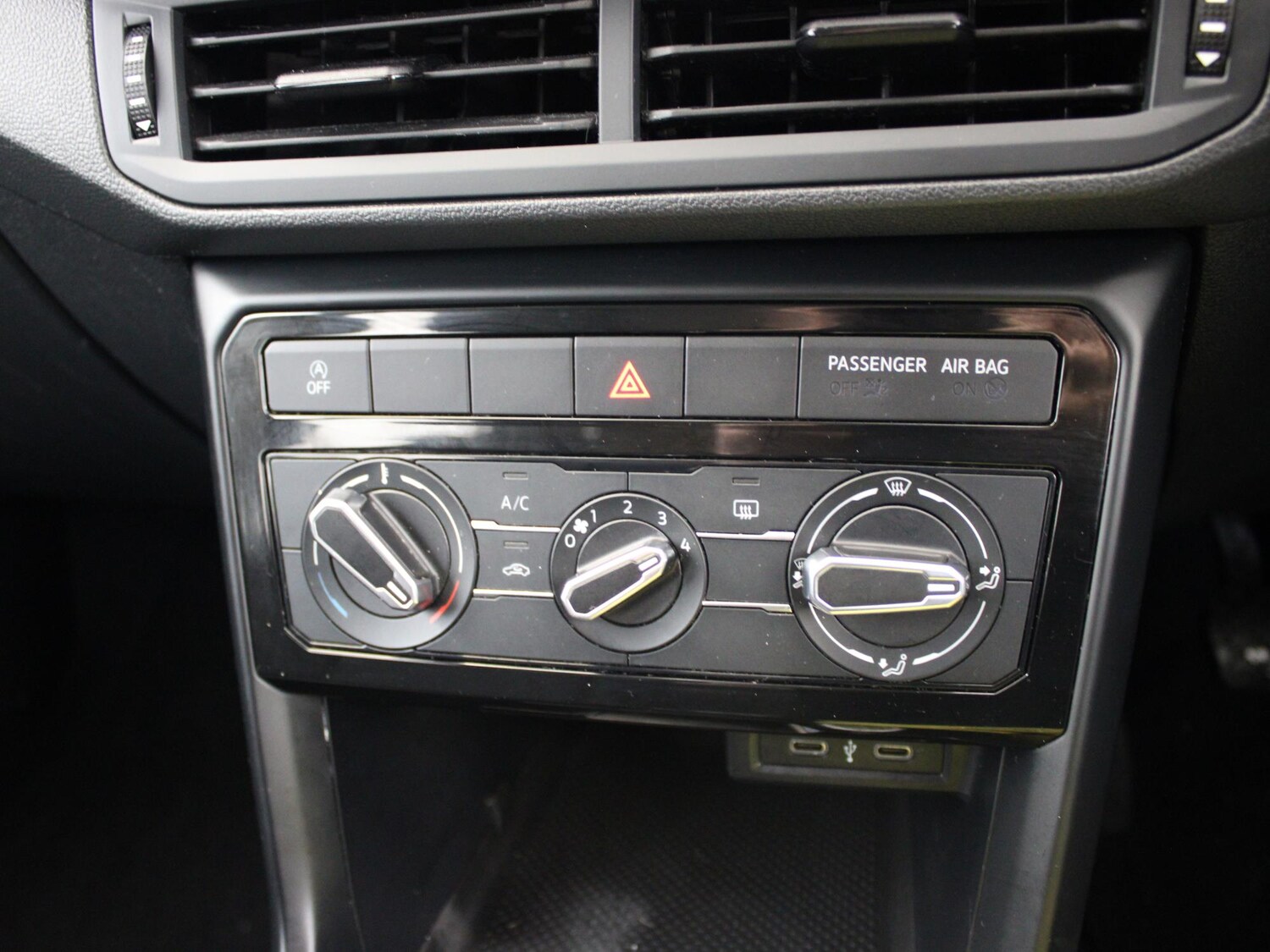 Used Volkswagen T-Cross 2022 for sale - 76300256: Photo 20