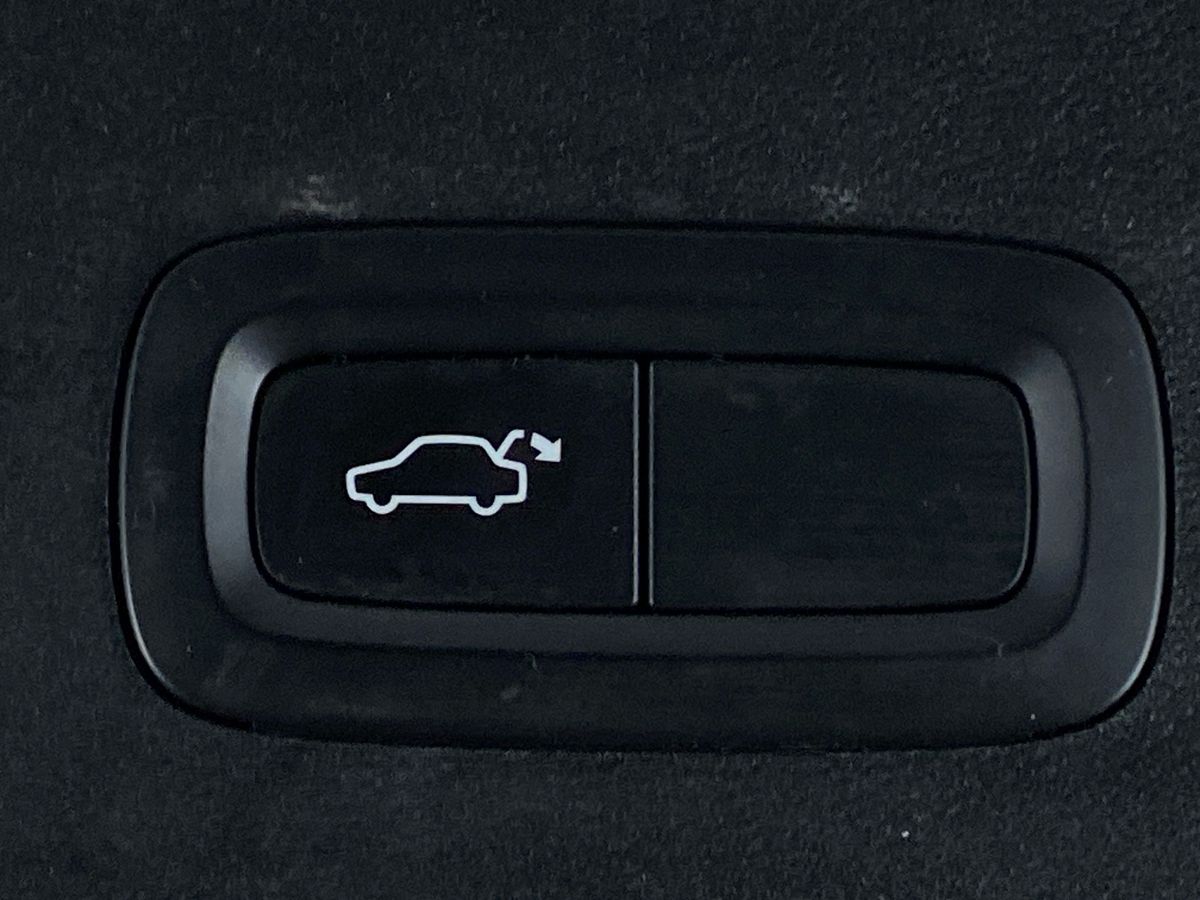 Used Volvo XC40 2020 for sale - 77044401: Photo 25