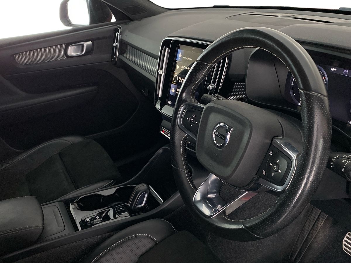 Used Volvo XC40 2020 for sale - 77044401: Photo 9