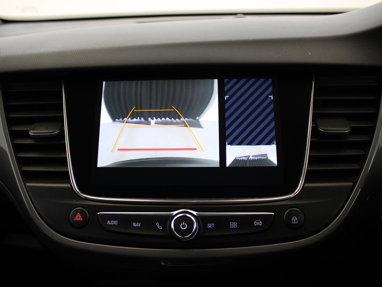 Used Vauxhall Crossland 2022 for sale - 77294657: Photo 18