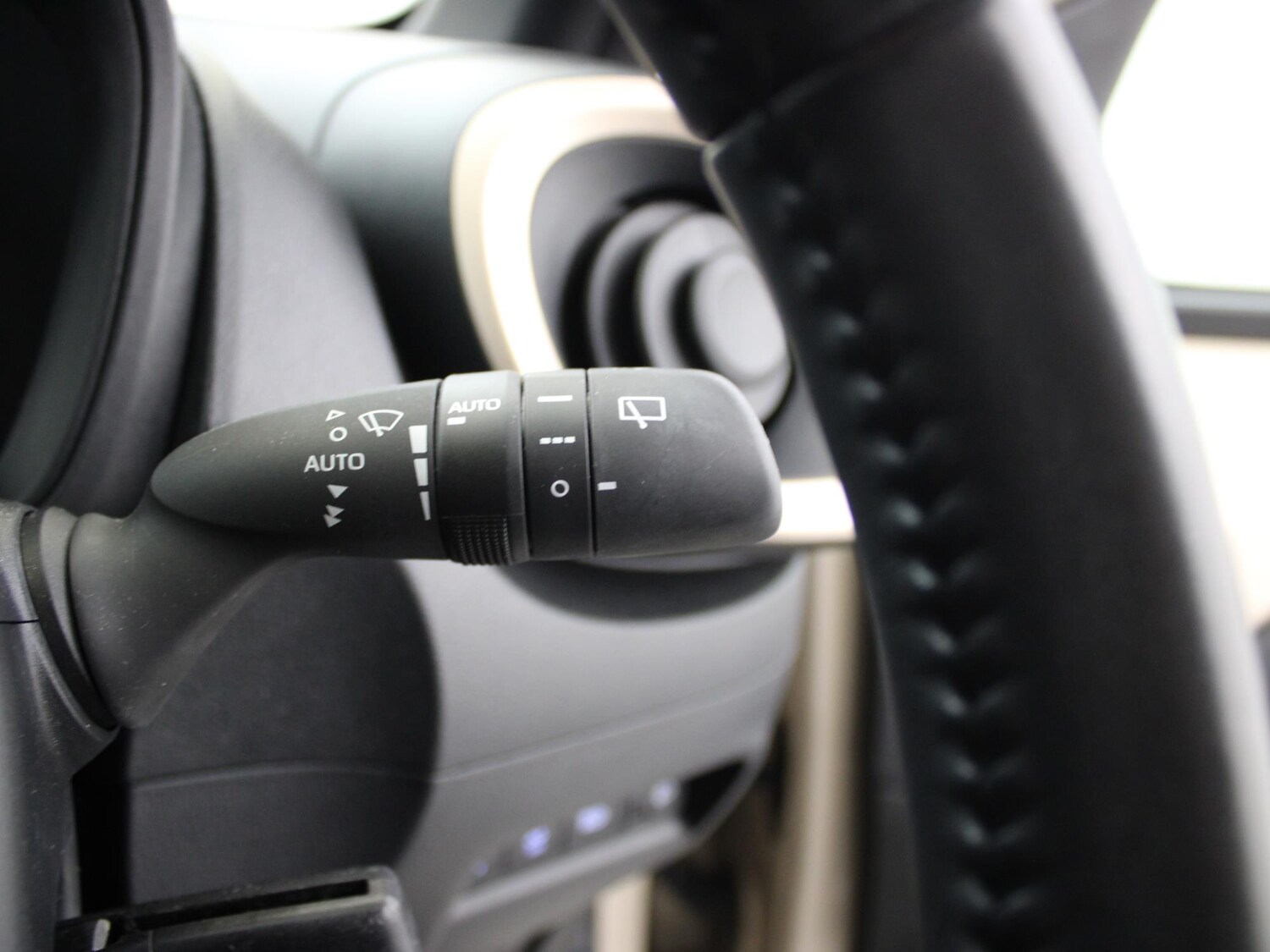 Used Toyota Aygo X 2023 for sale - 76594411: Photo 30