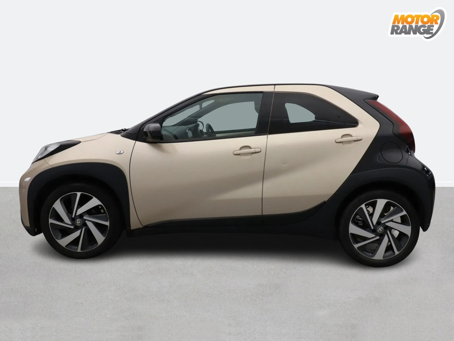 Used Toyota Aygo X 2023 for sale - 76594411: Photo 6