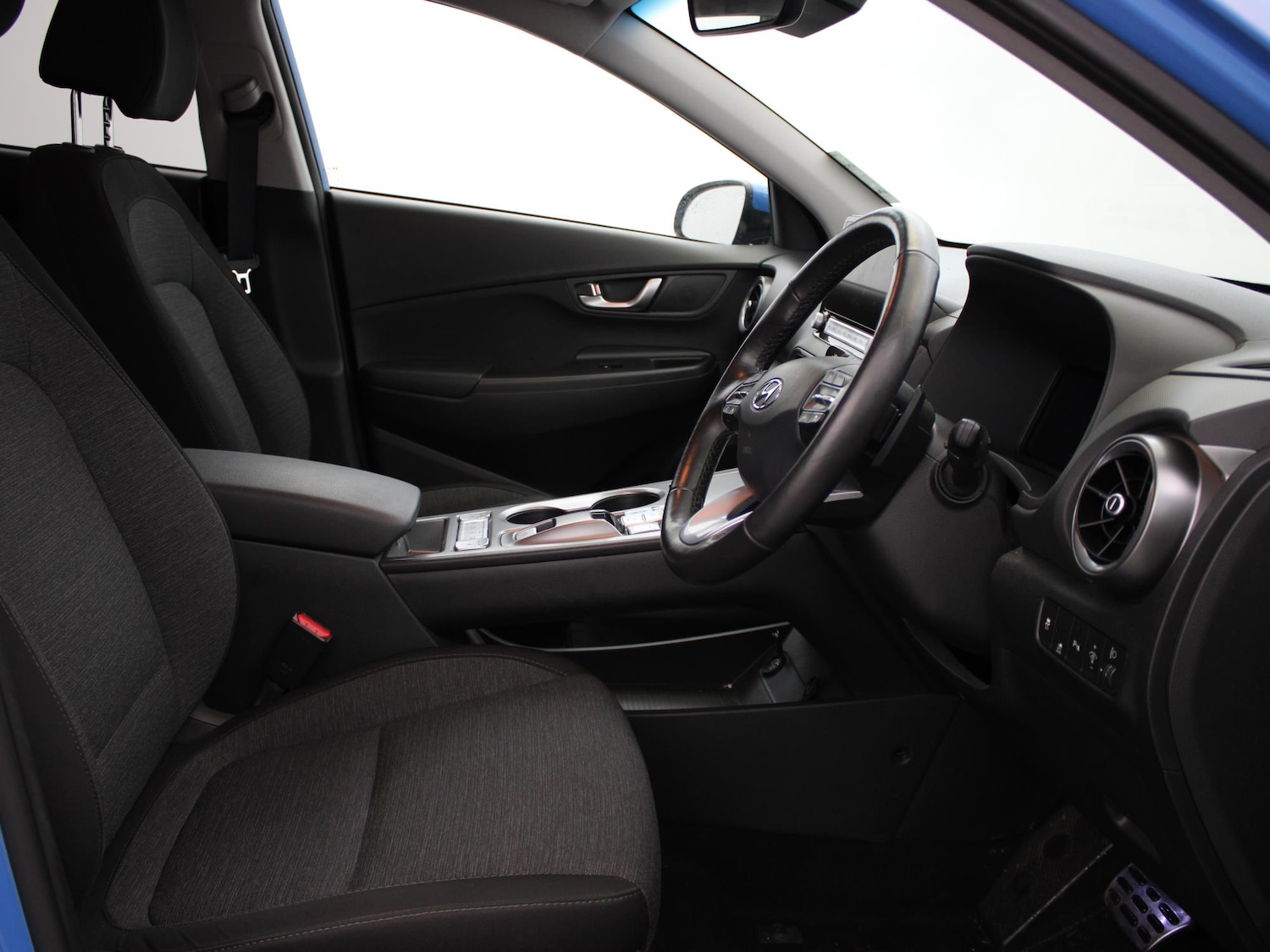 Used Hyundai KONA 2022 for sale - 77635142: Photo 9