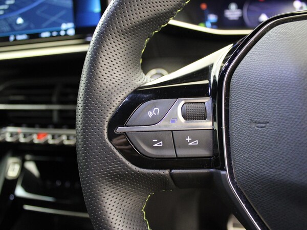Used Peugeot 2008 2022 for sale - 75674170: Photo 28