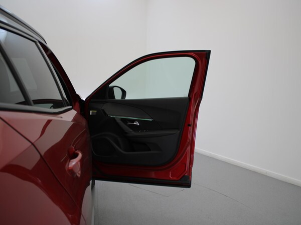 Used Peugeot 2008 2022 for sale - 75674170: Photo 32