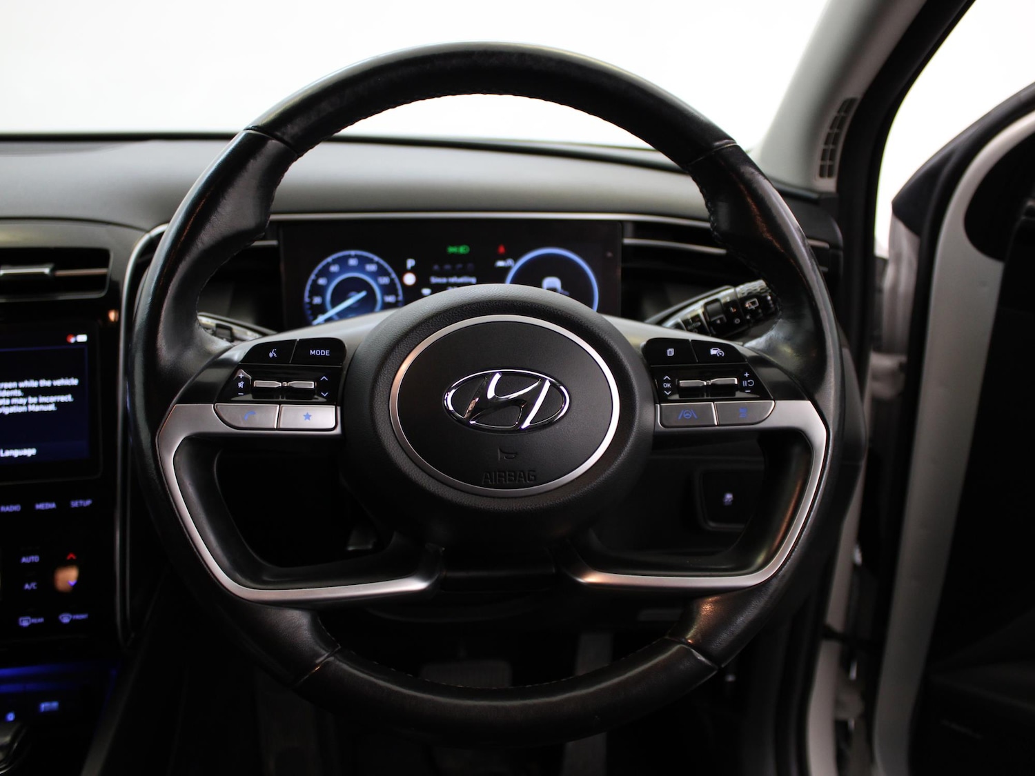 Used Hyundai TUCSON 2022 for sale - 76411658: Photo 22