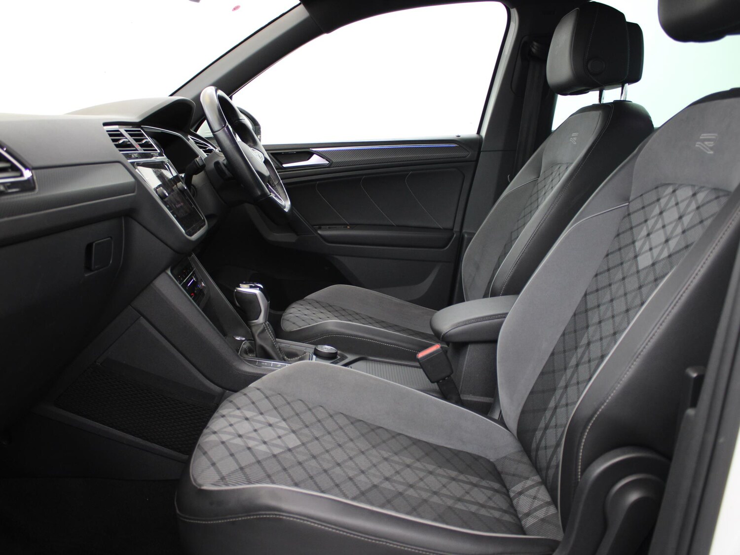 Used Volkswagen Tiguan 2020 for sale - 76330665: Photo 10