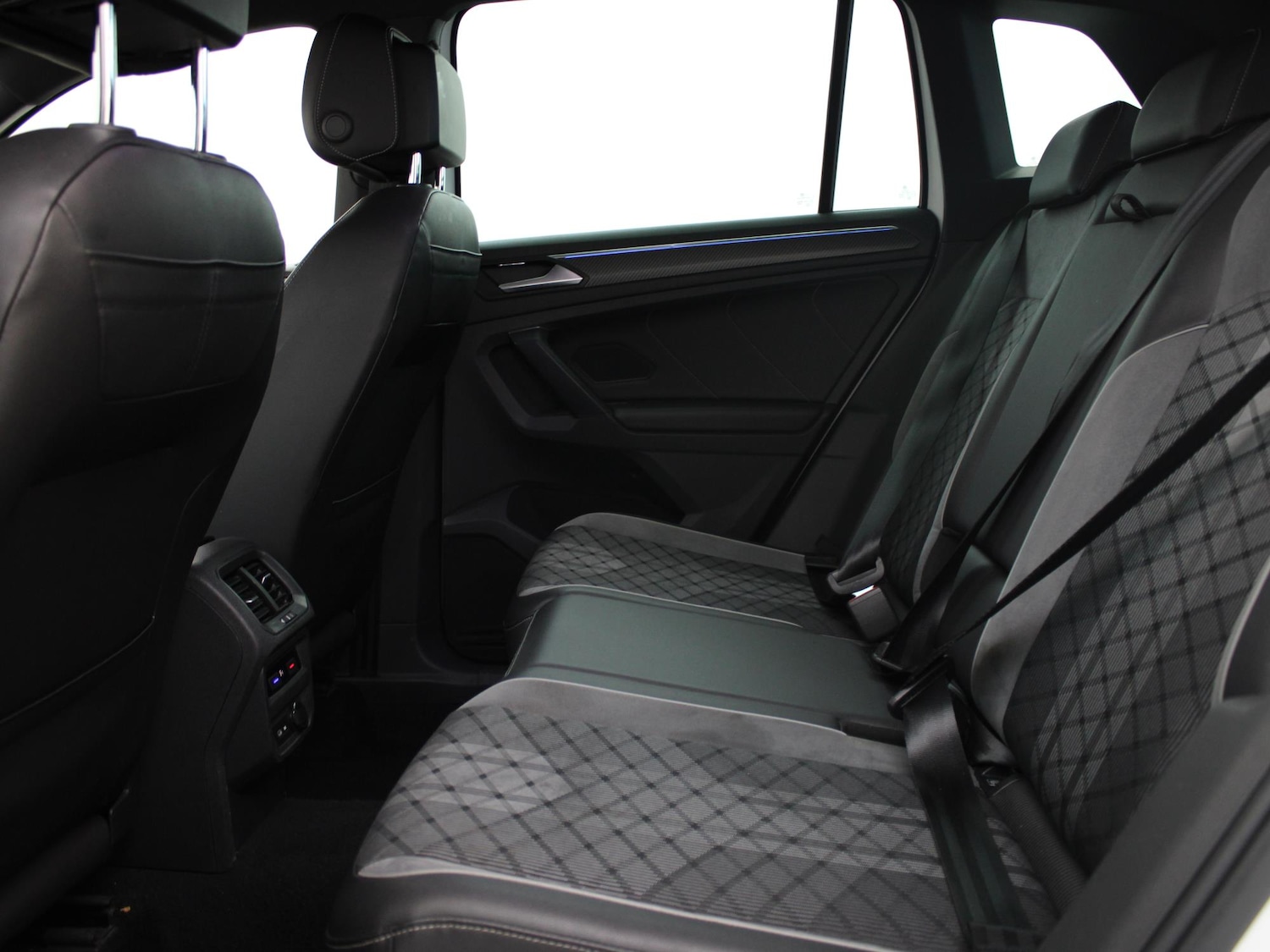 Used Volkswagen Tiguan 2020 for sale - 76330665: Photo 11