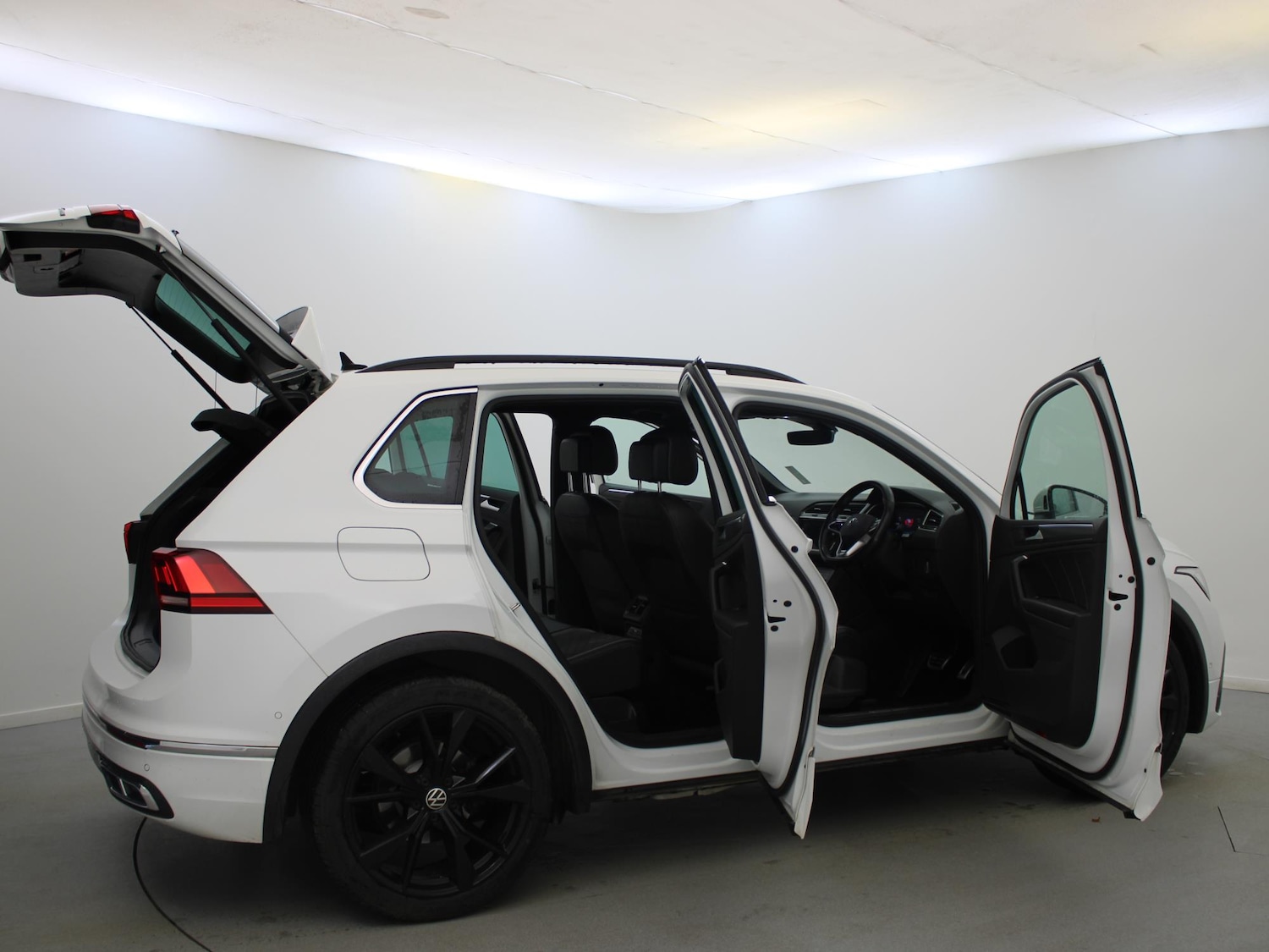 Used Volkswagen Tiguan 2020 for sale - 76330665: Photo 29