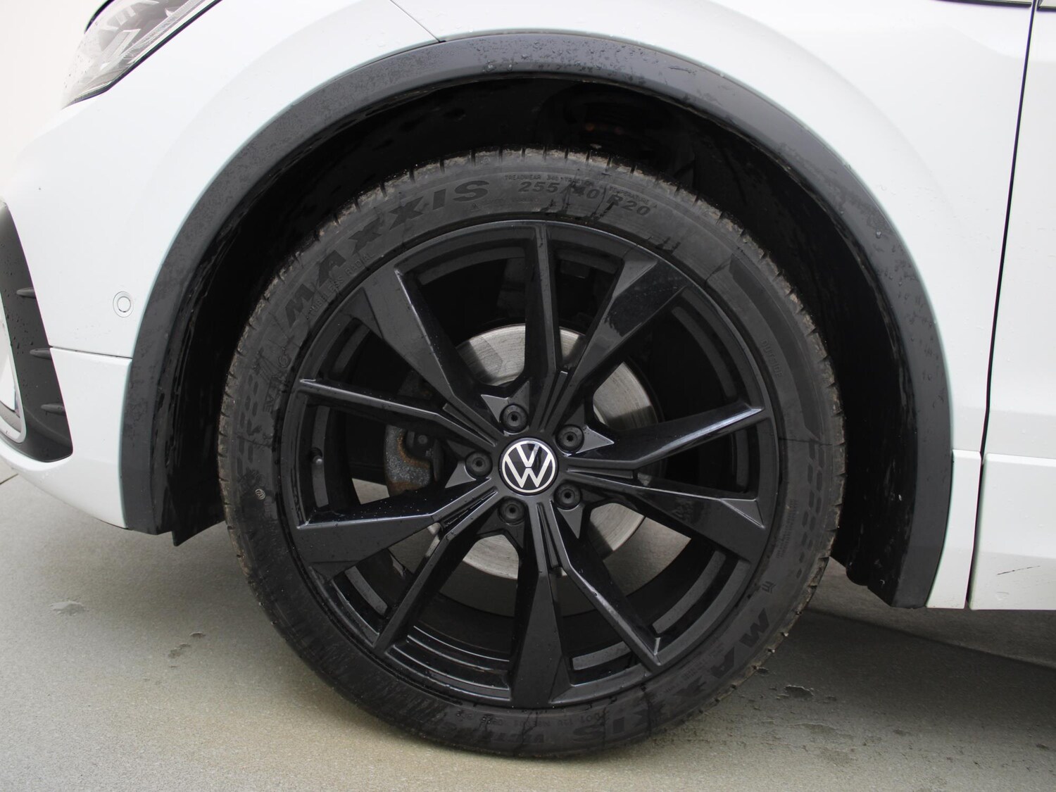 Used Volkswagen Tiguan 2020 for sale - 76330665: Photo 35