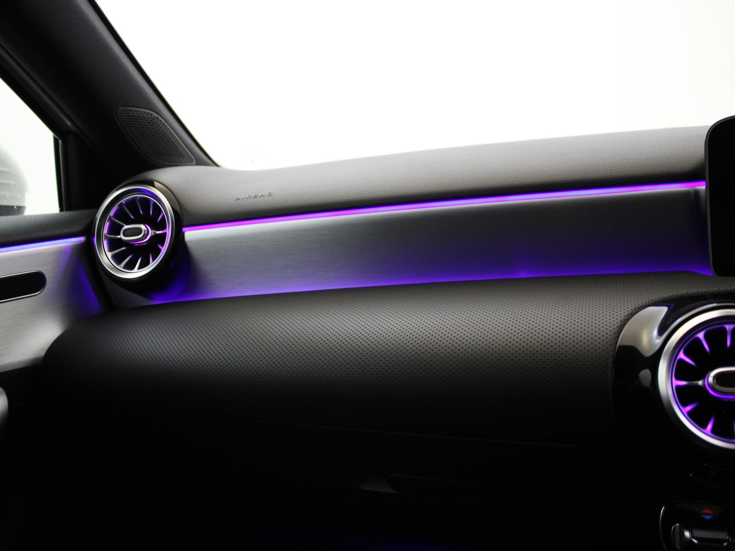 Used Mercedes-Benz A-Class 2019 for sale - 76391023: Photo 33