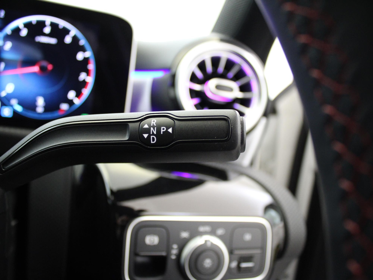 Used Mercedes-Benz A-Class 2019 for sale - 76391023: Photo 38