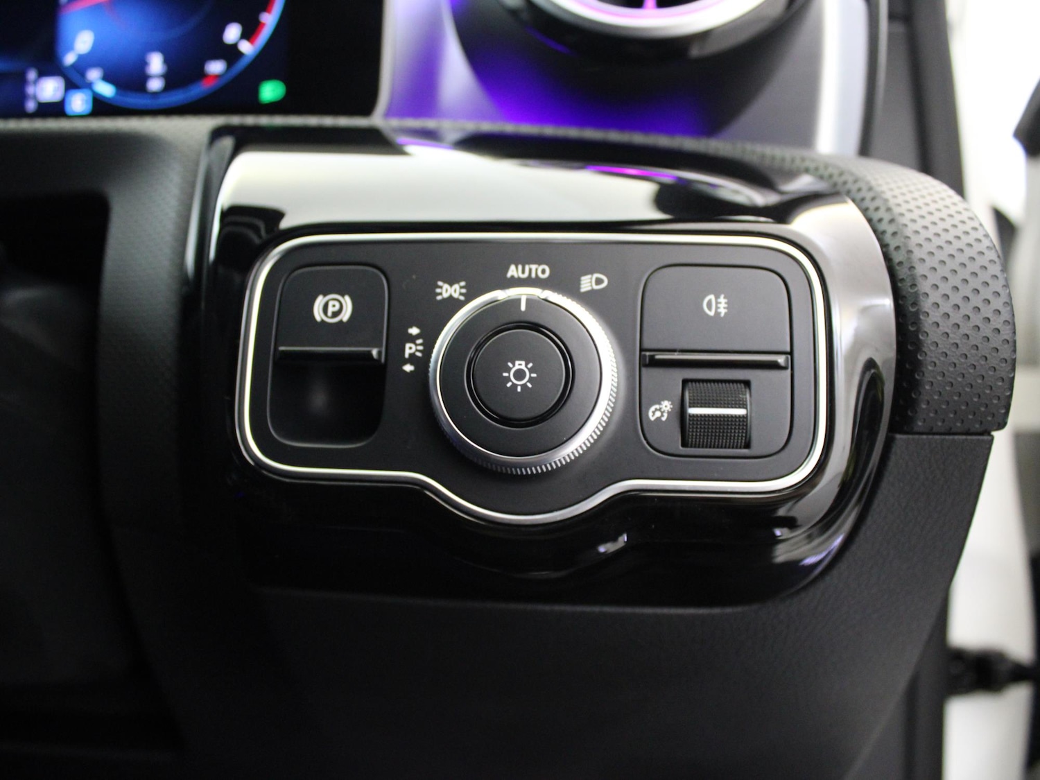 Used Mercedes-Benz A-Class 2019 for sale - 76391023: Photo 39