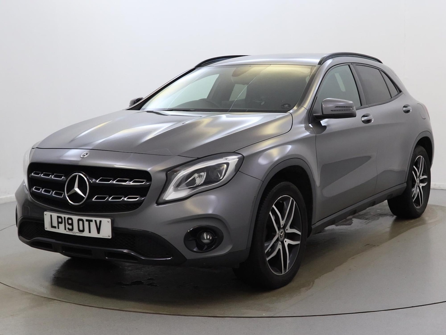 Used Mercedes-Benz GLA 2019 for sale - 76502903: Photo 3