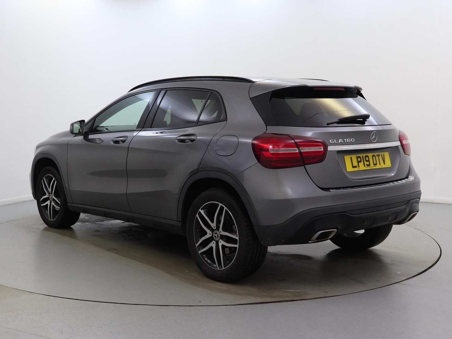 Used Mercedes-Benz GLA 2019 for sale - 76502903: Photo 7