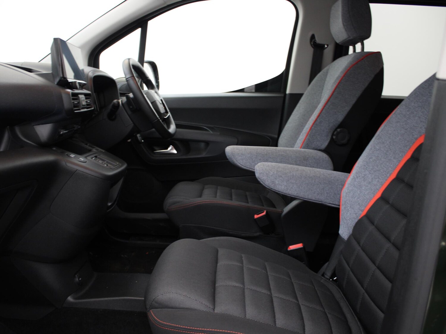 Used Citroen Berlingo 2024 for sale - 76789581: Photo 10