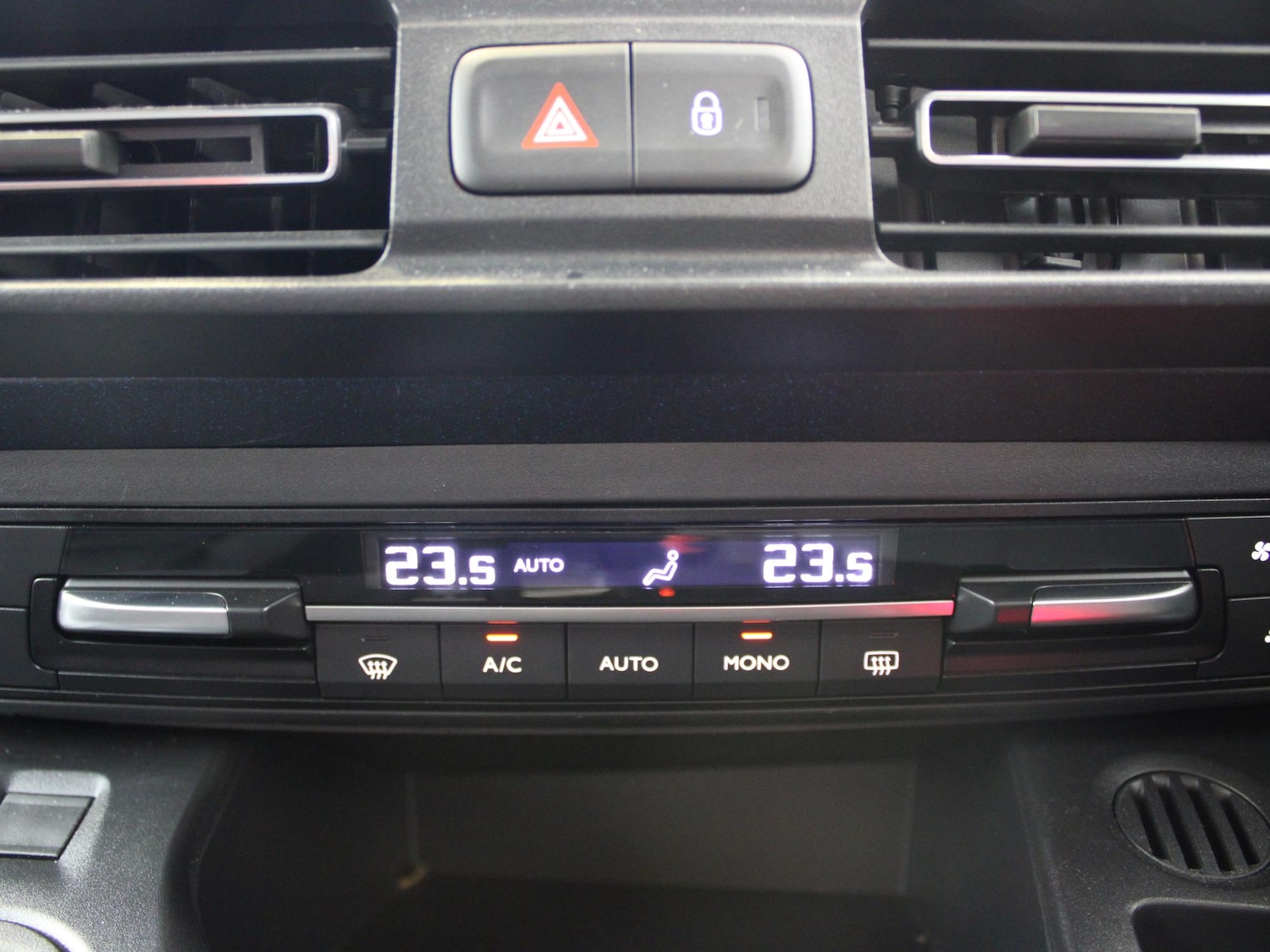 Used Citroen Berlingo 2024 for sale - 76789581: Photo 22