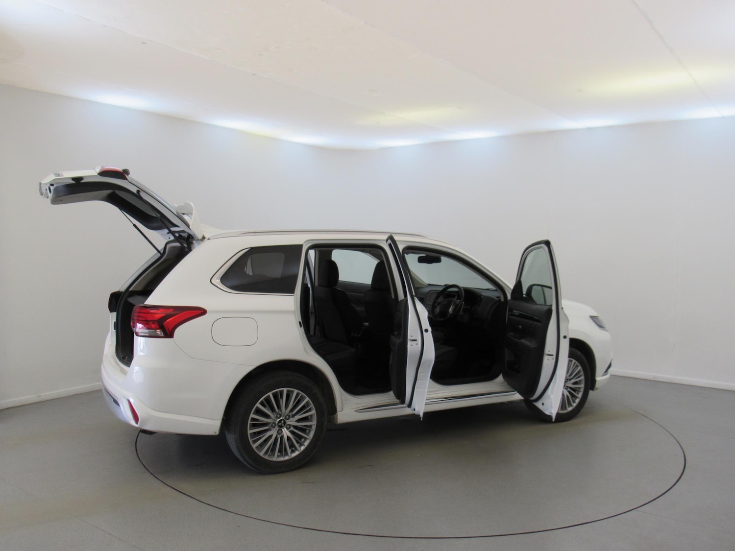 Used Mitsubishi Outlander 2019 for sale - 78177970: Photo 31